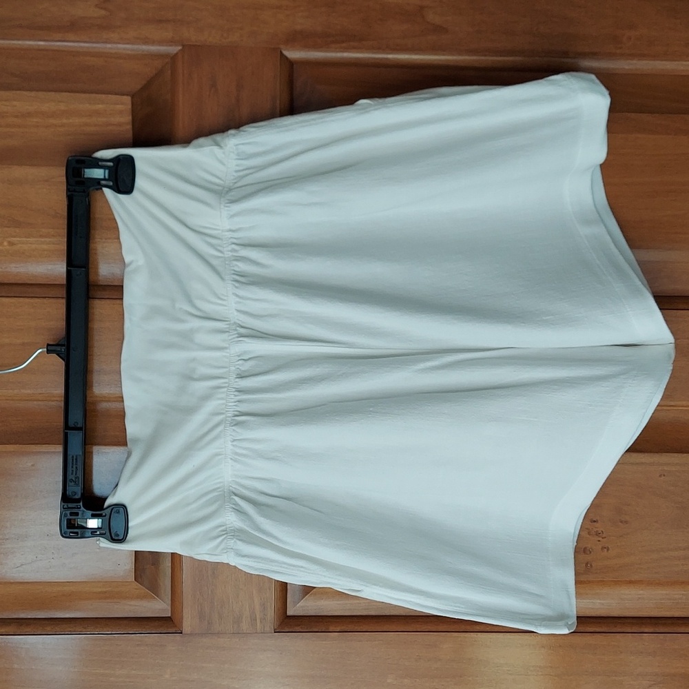 - Hello Miz Drawstring Maturnity High Waist Linen White Shorts, Size XL Like New - Picture 3 of 10